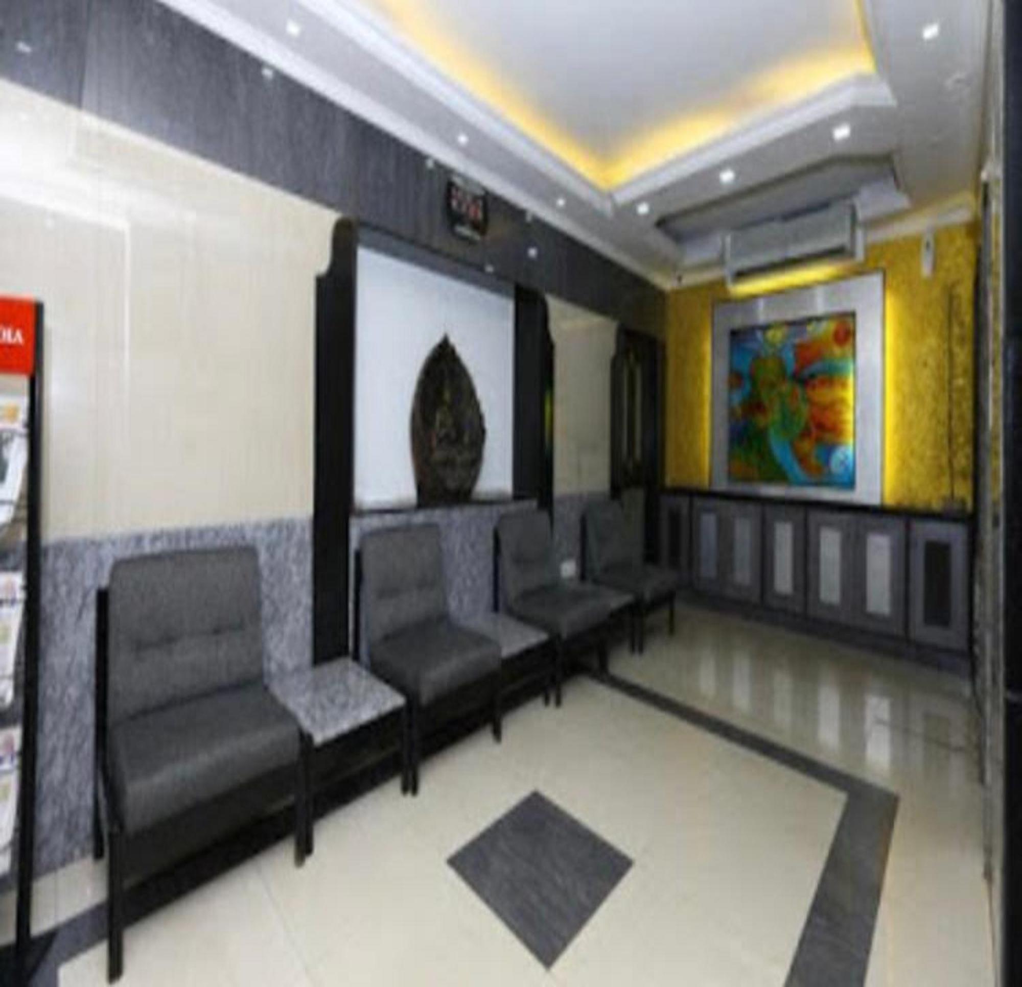Navaratna Delight Coimbatore Esterno foto