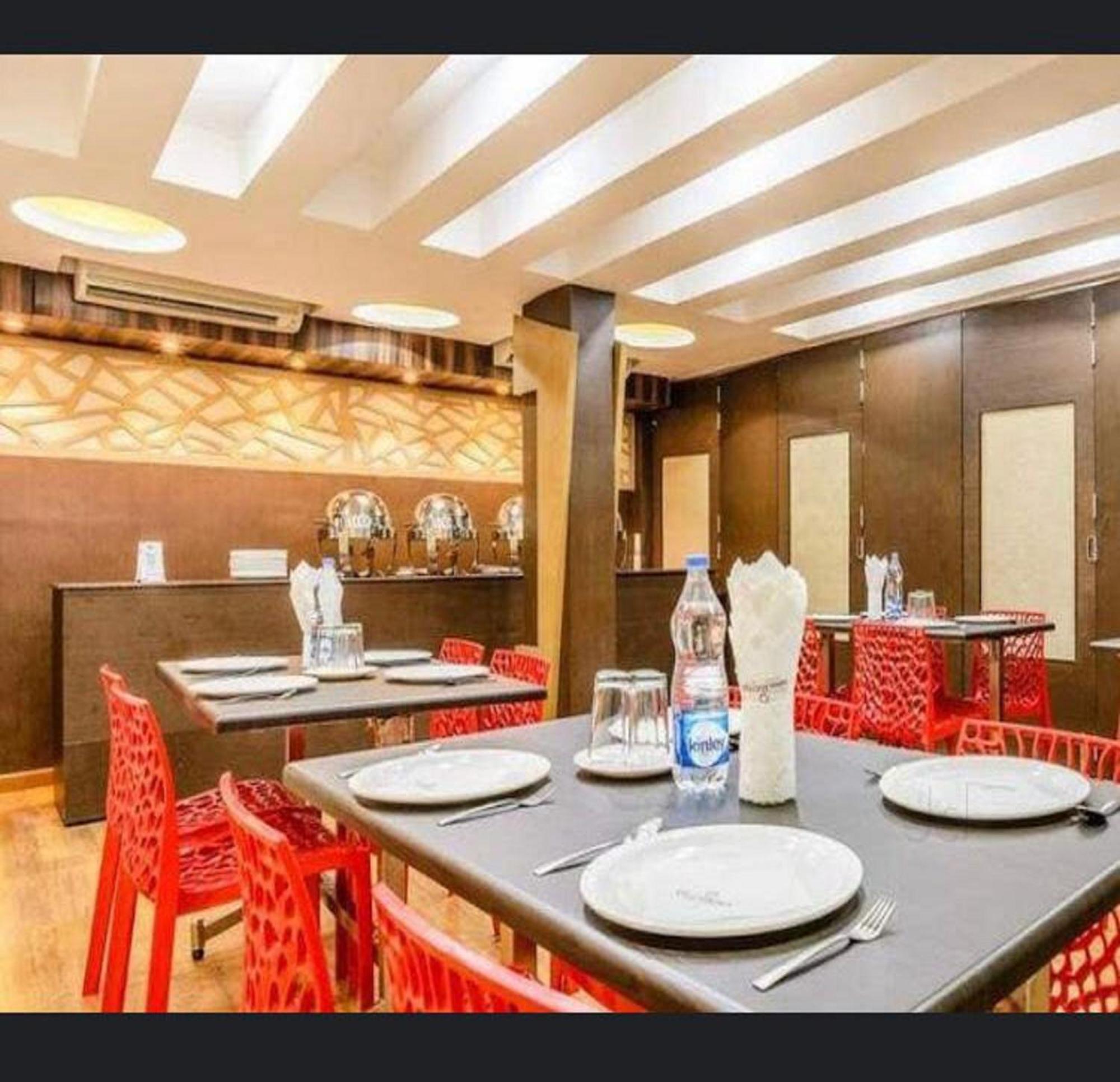Navaratna Delight Coimbatore Esterno foto